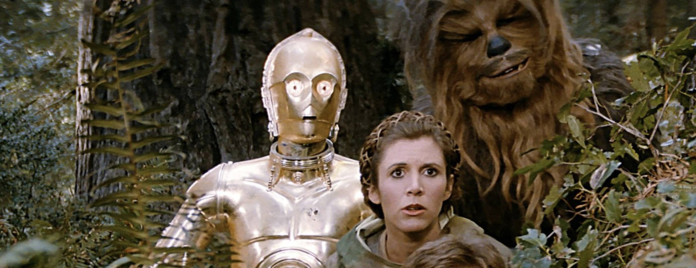 Vielfältige Star Wars-Charaktere: C-3PO, Leia und Chewbacca auf Endor